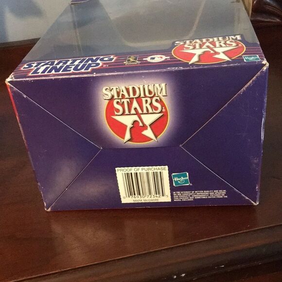 Mark McGwire Starting Lineup Figure 1999 - Picture 6 of 6